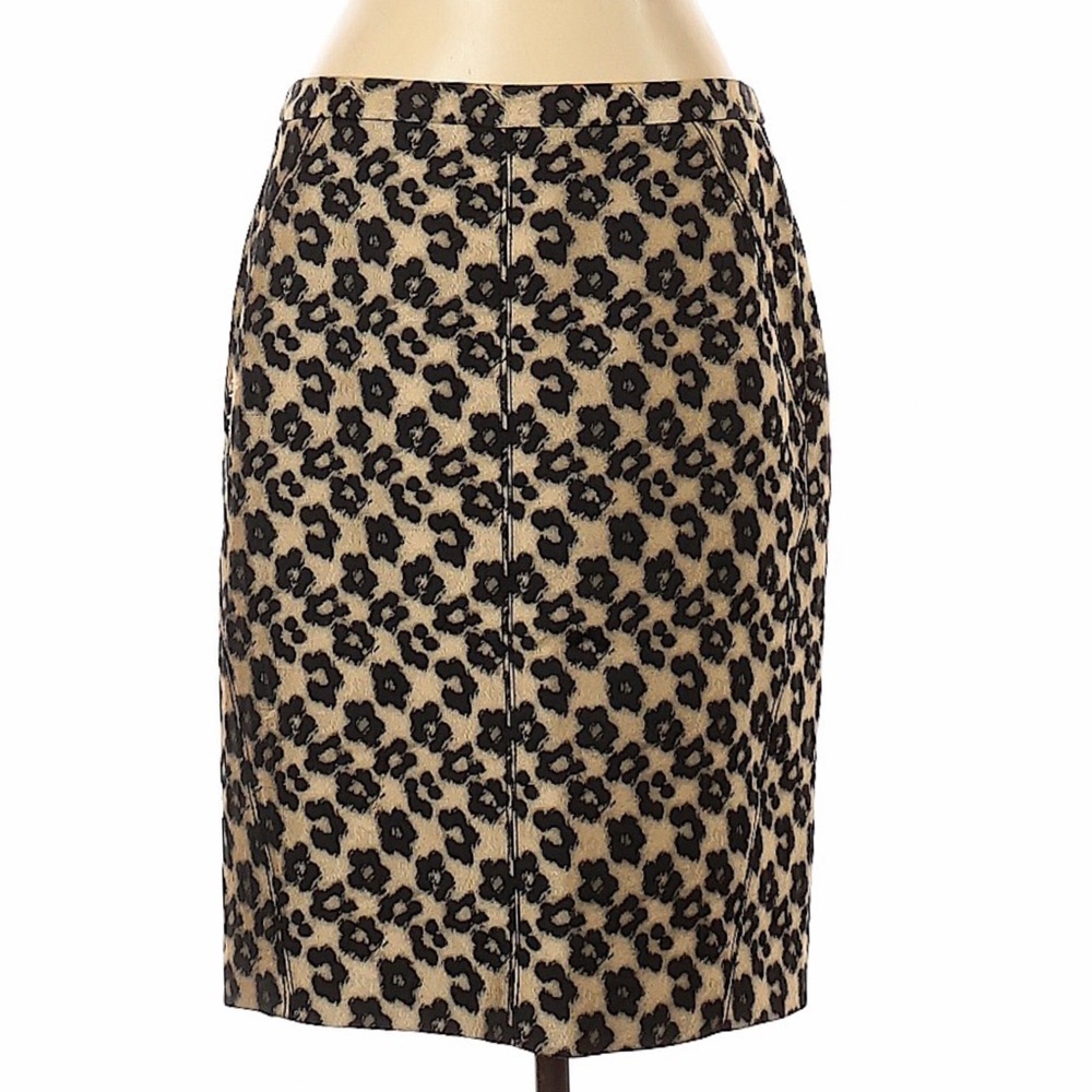 Ann Taylor classic pencil skirt size 12 leopard